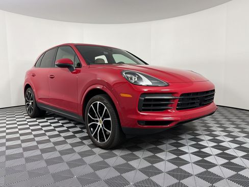 Certified 2023 Porsche Cayenne AWD/4WD image 7