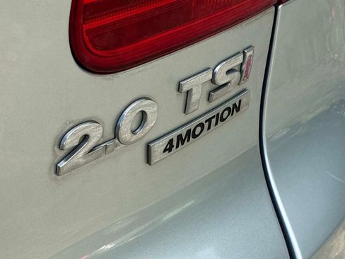 Used 2013 Volkswagen Tiguan S AWD/4WD image 11