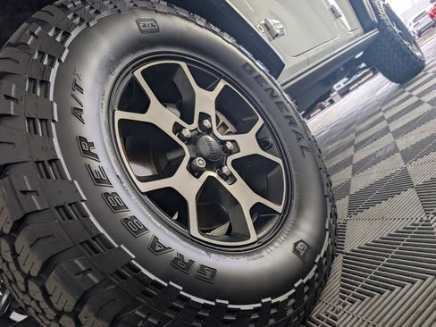 Used 2021 Jeep Wrangler Unlimited Rubicon image 27