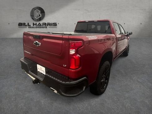 Used 2024 Chevrolet Silverado 1500 LT Trail Boss w/ Convenience Package II AWD/4WD image 15