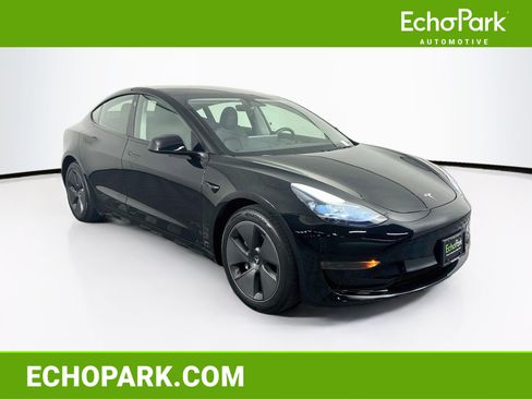 Used 2023 Tesla Model 3 Standard Range RWD image 1