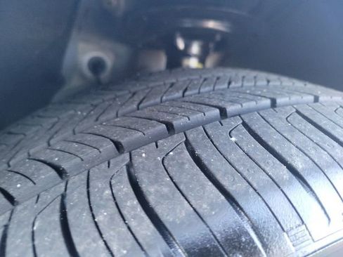 Used 2025 Honda Accord SE image 9