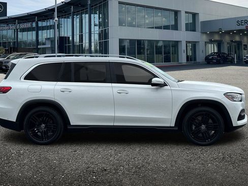 Certified 2022 Mercedes-Benz GLS 450 4MATIC image 3