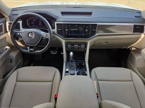 Used 2019 Volkswagen Atlas SEL R-Line AWD/4WD image 20