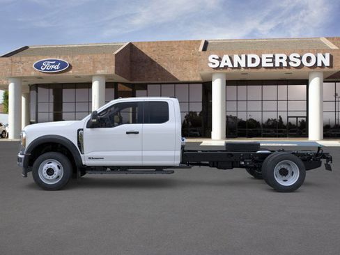 New 2026 Ford F550 4x4 Supercab Super Duty image 4