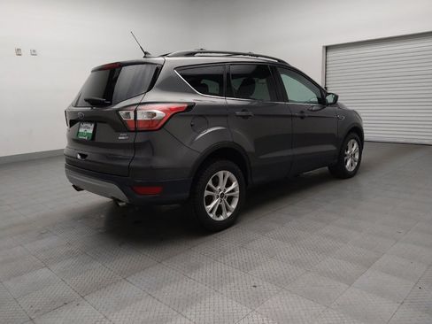 Used 2018 Ford Escape SEL image 9