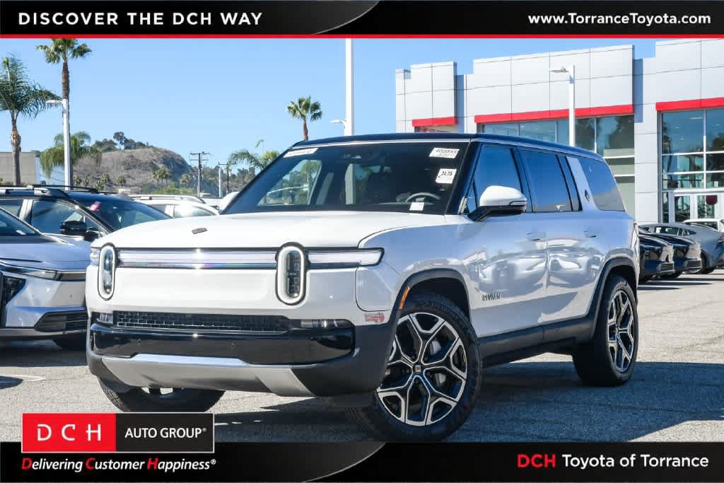Used 2025 Rivian R1S Adventure Dual AWD/4WD image 1
