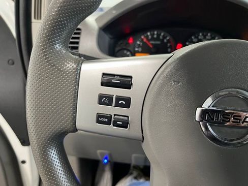 Used 2019 Nissan Frontier SV AWD/4WD image 25
