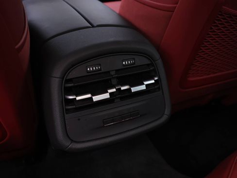 Used 2023 Maserati Ghibli Trofeo RWD image 16