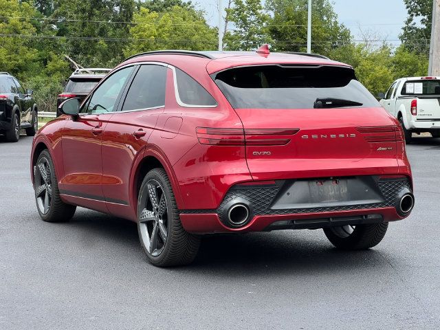 Used 2022 Genesis GV70 3.5T Sport w/ Sport Prestige Package AWD/4WD image 9