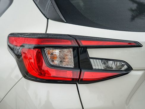 Certified 2024 Subaru Crosstrek 2.0i w/ Crosstrek Mirror Package AWD/4WD image 9