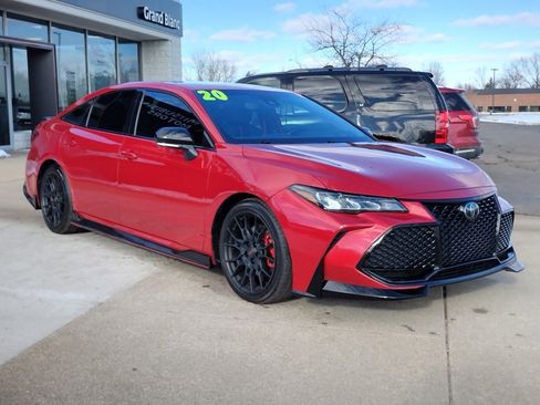 Used 2020 Toyota Avalon TRD image 3