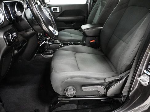 Certified 2021 Jeep Wrangler Unlimited Sahara image 11