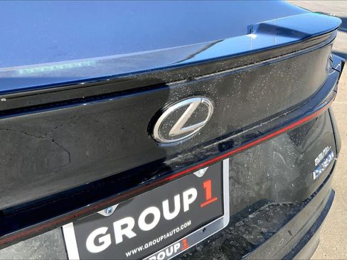 Used 2025 Lexus IS 350 F Sport image 29