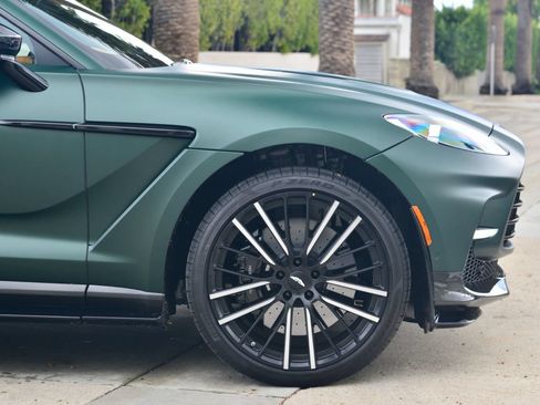 Used 2023 Aston Martin DBX 707 AWD/4WD image 19
