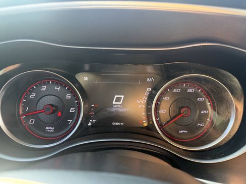 Used 2019 Dodge Charger SXT w/ Leather Interior Group RWD image 23