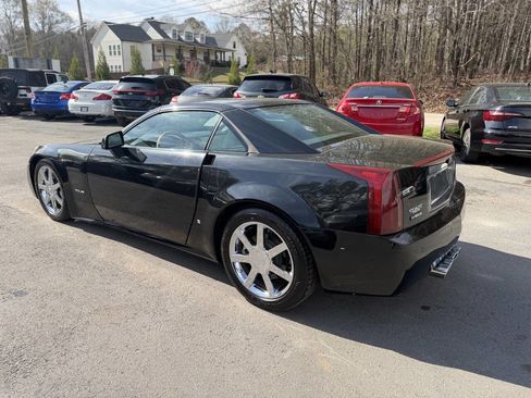 Used 2006 Cadillac XLR image 10