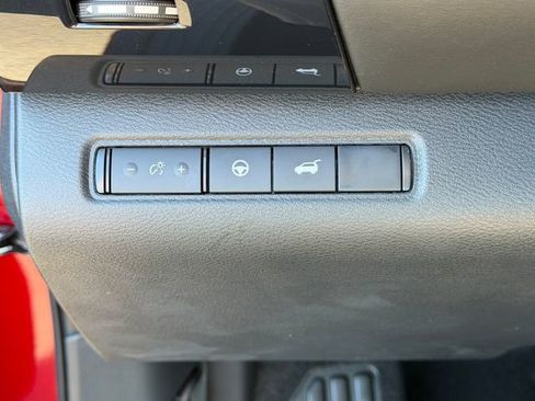 New 2026 Nissan Pathfinder SV AWD/4WD image 12
