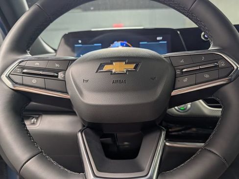 New 2027 Chevrolet Equinox LT FWD image 17