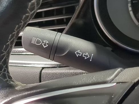 Used 2018 Buick Regal Preferred w/ Sights and Sounds Package FWD image 33