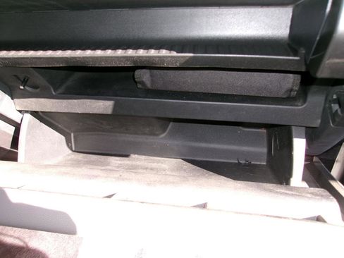 Used 2017 Ford F150 XLT w/ Equipment Group 302A Luxury image 18