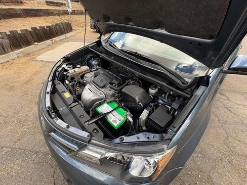 Used 2013 Toyota RAV4 XLE FWD image 21