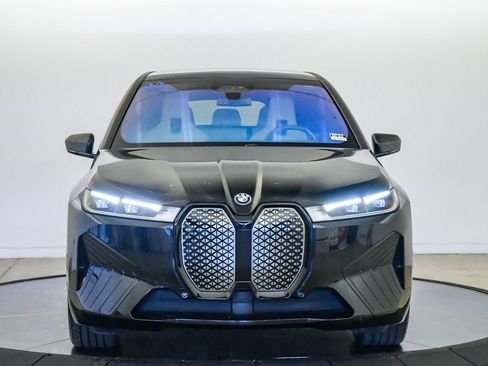 Certified 2023 BMW iX xDrive50 w/ Premium Package AWD/4WD image 7