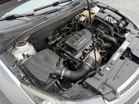 Used 2014 Chevrolet Cruze LT FWD image 38