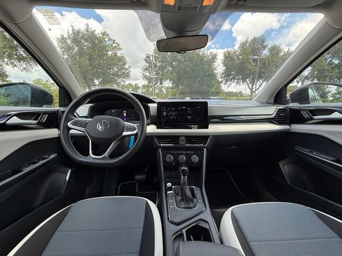 Used 2025 Volkswagen Taos S FWD image 15