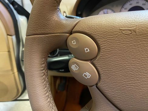 Used 2008 Mercedes-Benz E 350 Sedan image 12