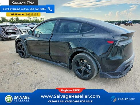 Used 2026 Tesla Model Y 2WD image 3