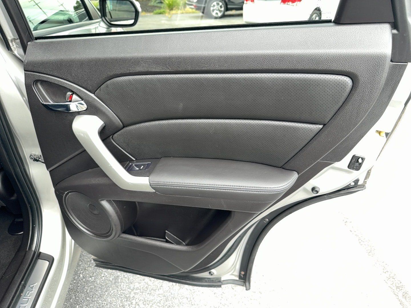 Used 2011 Acura RDX SH-AWD image 24