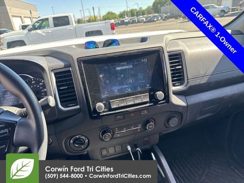 Used 2024 Nissan Frontier SV w/ Tow Package AWD/4WD image 3