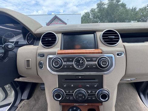 Used 2010 Land Rover LR4 HSE LUX AWD/4WD image 51