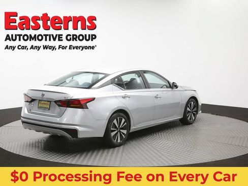 Used 2022 Nissan Altima 2.5 SV FWD image 40