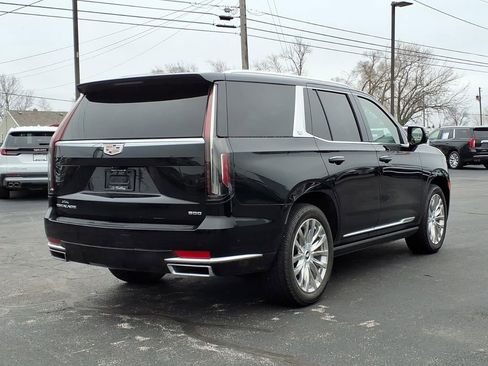 Used 2021 Cadillac Escalade Premium Luxury w/ Driver Assist Tech Package image 28