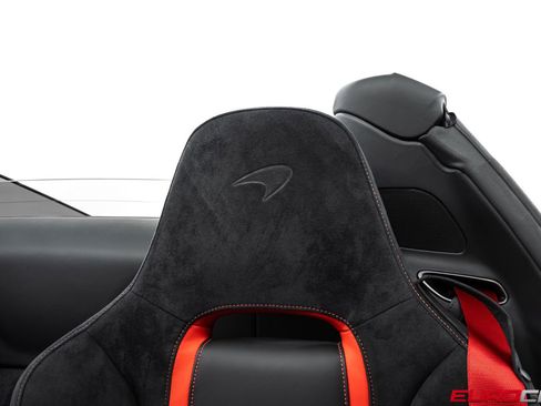 Used 2023 McLaren 720S Spider RWD image 44