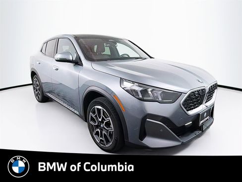 Used 2025 BMW X2 xDrive28i image 1