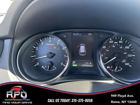 Used 2019 Nissan Rogue SV w/ Sun & Sound Touring Package AWD/4WD image 16