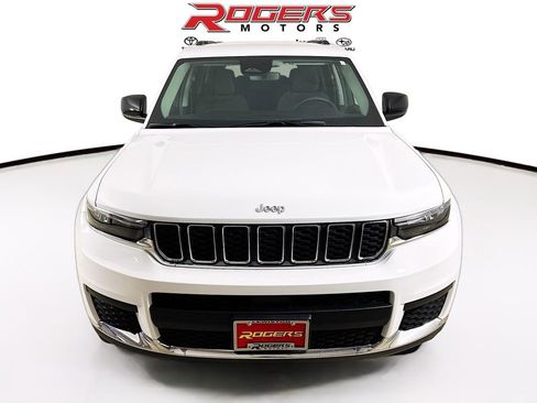 Certified 2023 Jeep Grand Cherokee L Laredo w/ Luxury Tech Group I image 2