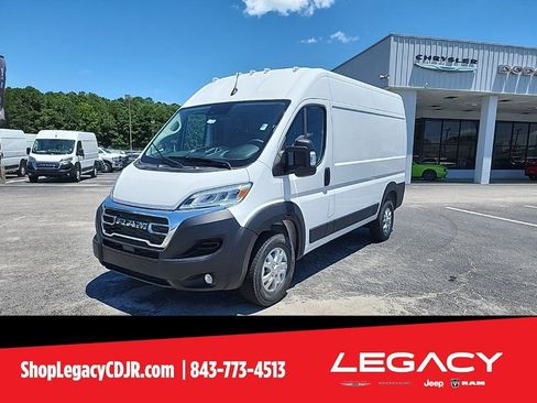 New 2025 RAM ProMaster 1500 w/ Quick Order Package 22G SLT image 2
