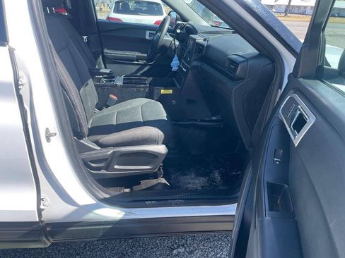Used 2020 Ford Explorer 4WD Police Interceptor image 12
