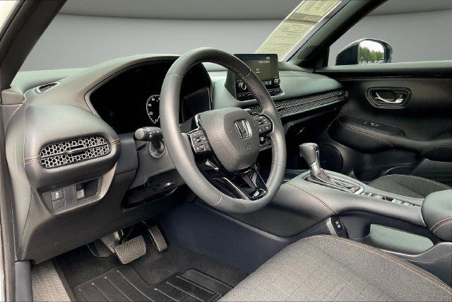 Certified 2024 Honda HR-V Sport image 19