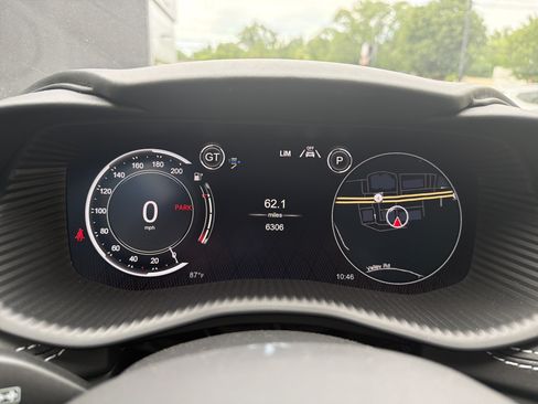 Used 2021 Aston Martin DBX AWD/4WD image 20