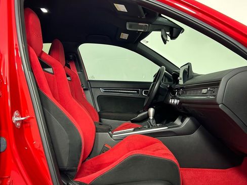 Used 2023 Honda Civic Type R image 13