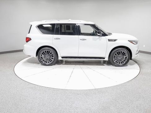 Used 2024 INFINITI QX80 Premium Select w/ Cargo Package image 35