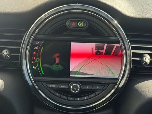 Used 2019 MINI Cooper S image 12
