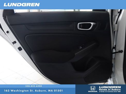 Used 2023 Honda Civic Sport image 13