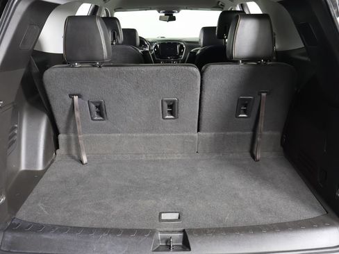 Used 2018 Chevrolet Traverse LT AWD/4WD image 20