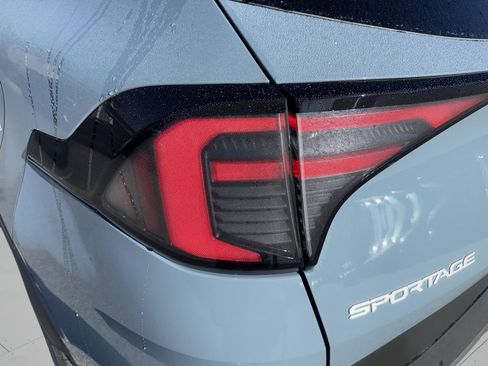 New 2026 Kia Sportage S image 7